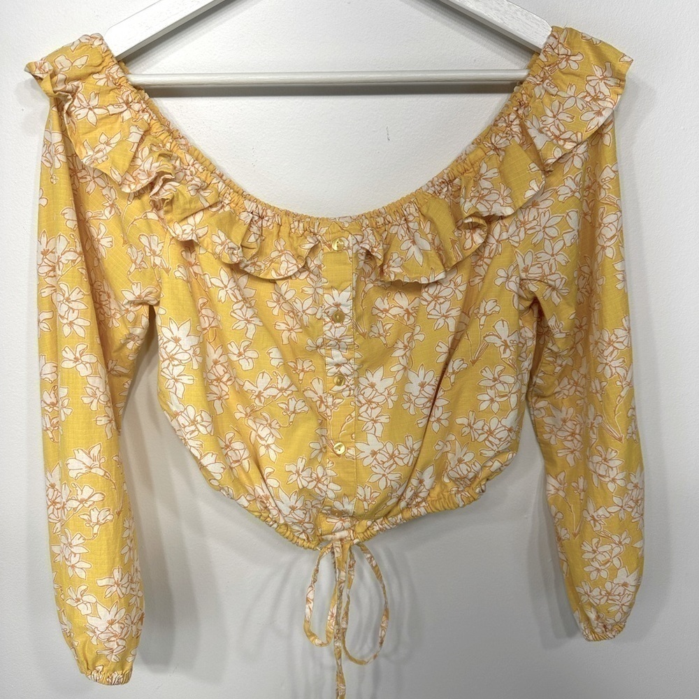 Honey punch ballon sleeve button front yellow off shoulder crop top size S